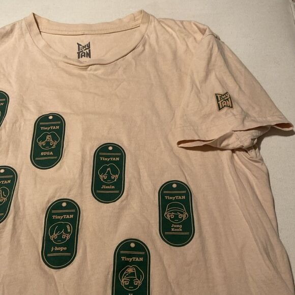Tiny Tan BTS Army Dog Tag T-shirt Medium Resort medium - Picture 6 of 8